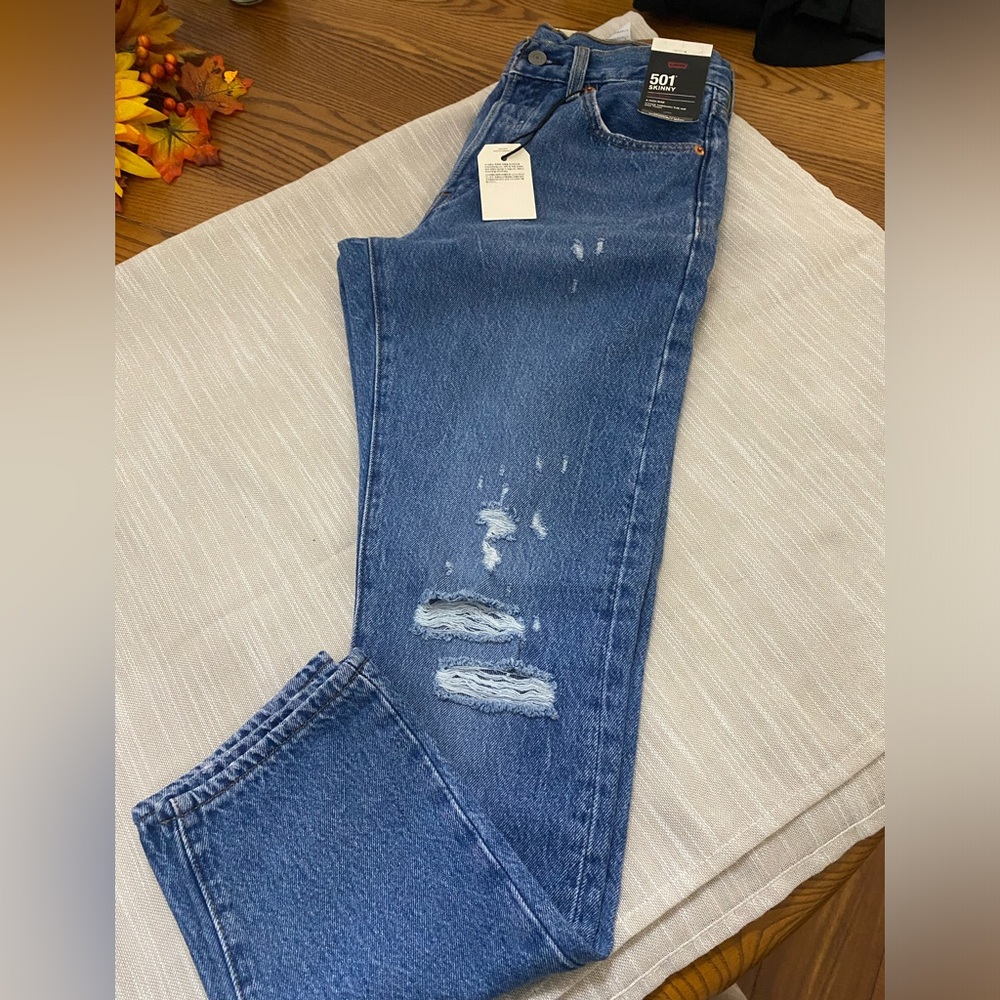 NWT 501 skinny jeans